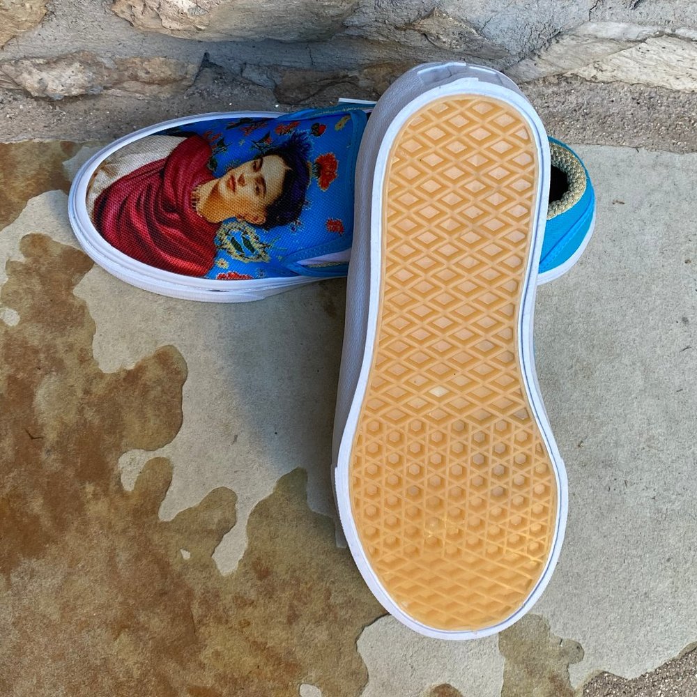 WOMEN'S PRINTED CANVAS SNEAKERS "FRIDA KAHLO " - Picture 4 of 6